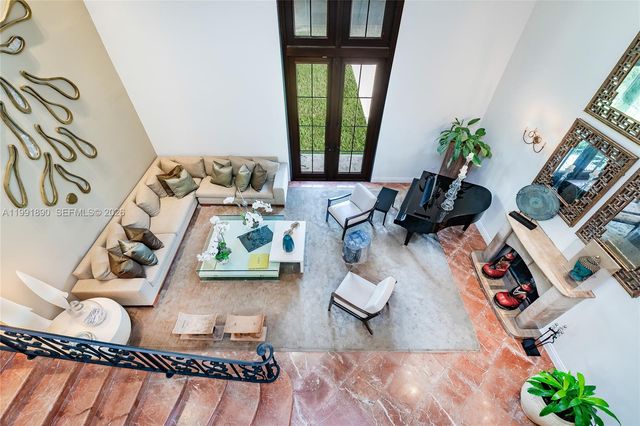 174 Isla Dorada Blvd, Coral Gables, FL 33143