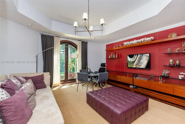 174 Isla Dorada Blvd, Coral Gables, FL 33143