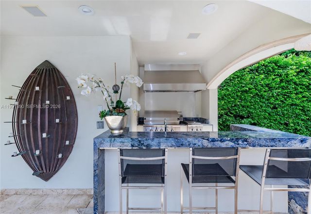 174 Isla Dorada Blvd, Coral Gables, FL 33143