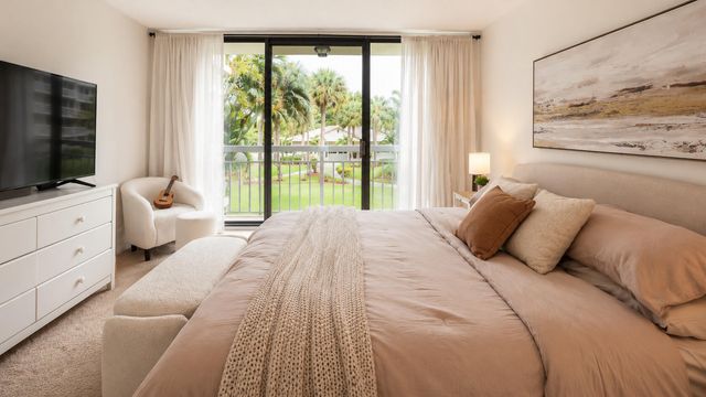 2621 Village Boulevard 204, West Palm Beach, FL 33409