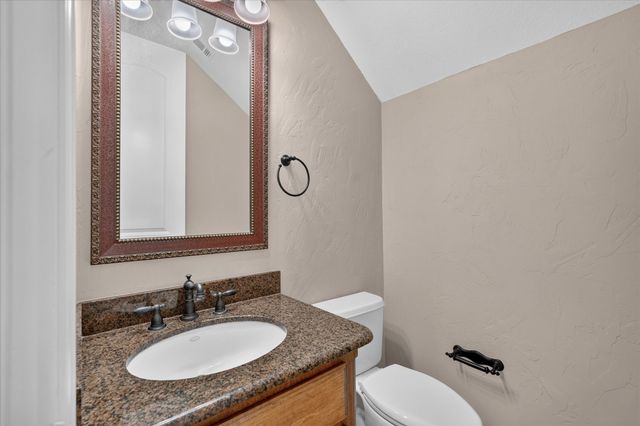 2024 S Hill Drive, Irving, TX 75038