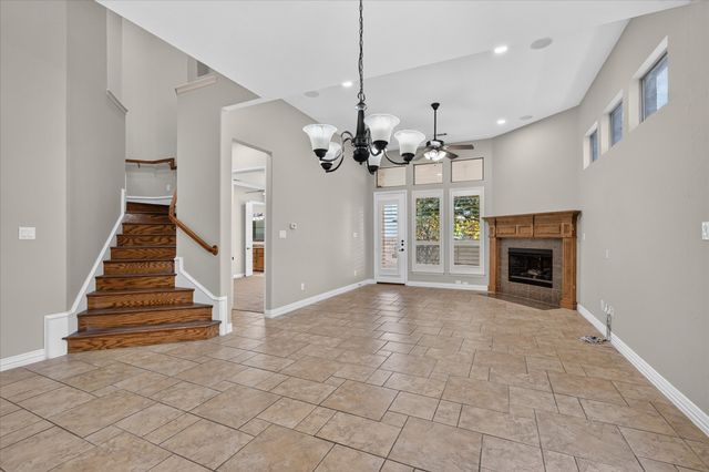 2024 S Hill Drive, Irving, TX 75038