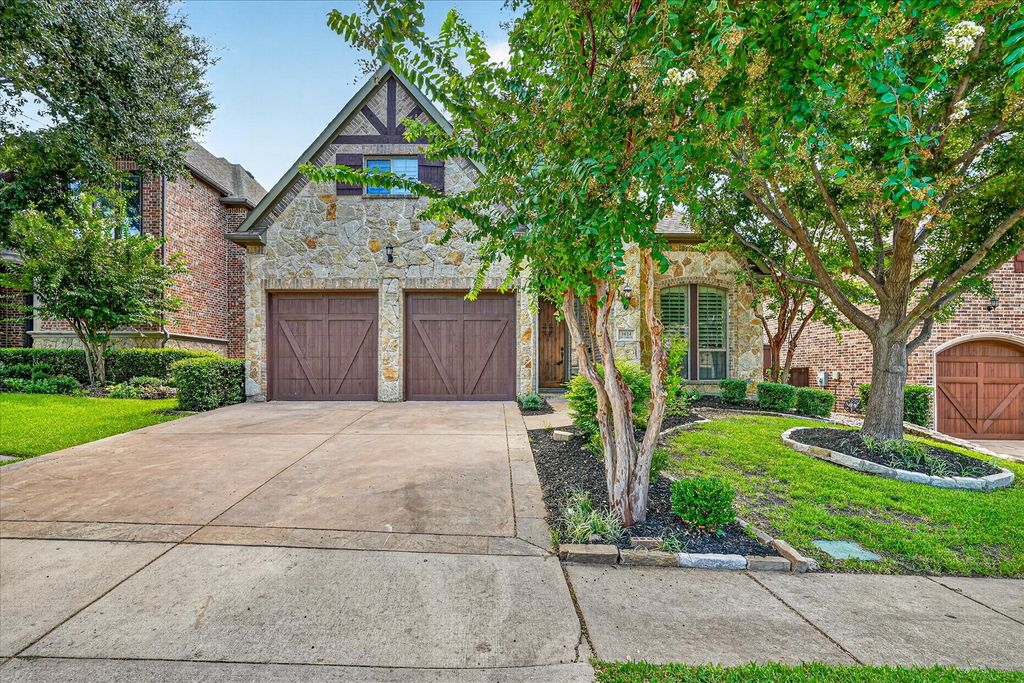 2024 S Hill Drive, Irving, TX 75038
