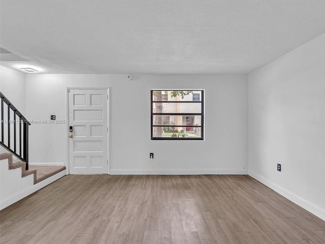 3911 SW 52nd Ave 4-1, Pembroke Park, FL 33023