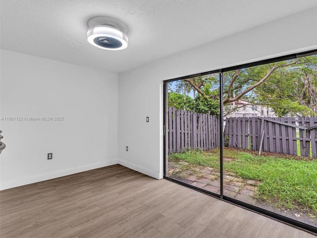 3911 SW 52nd Ave 4-1, Pembroke Park, FL 33023