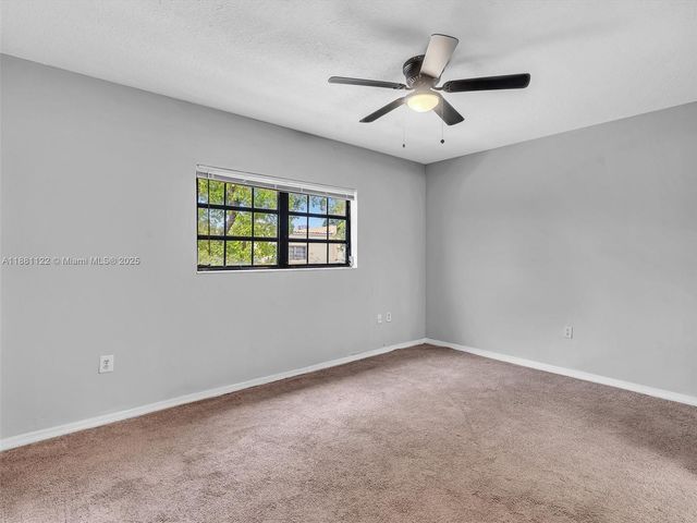 3911 SW 52nd Ave 4-1, Pembroke Park, FL 33023