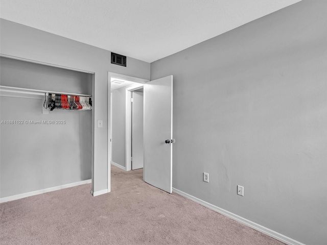 3911 SW 52nd Ave 4-1, Pembroke Park, FL 33023