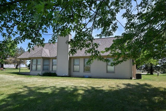 25820 31st STREET, Salem, WI 53168