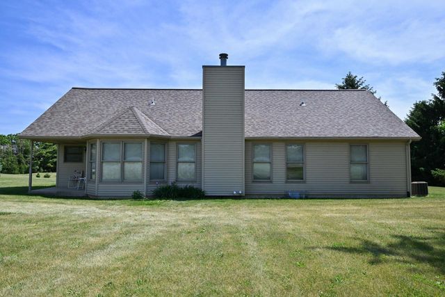 25820 31st STREET, Salem, WI 53168