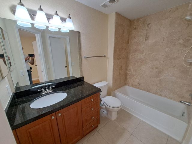 3470 PINEWALK Drive N 212, Margate, FL 33063