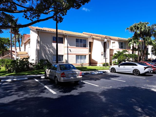3470 PINEWALK Drive N 212, Margate, FL 33063