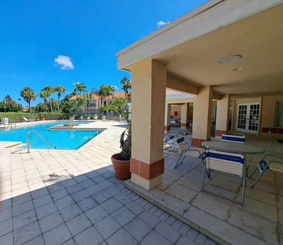 3470 PINEWALK Drive N 212, Margate, FL 33063