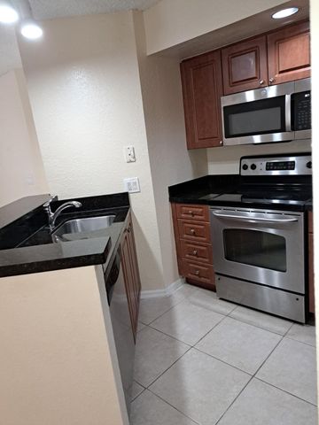 3470 PINEWALK Drive N 212, Margate, FL 33063