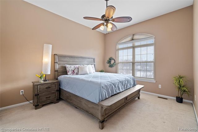 160 Club House Circle 57, Walled Lake, MI 48390