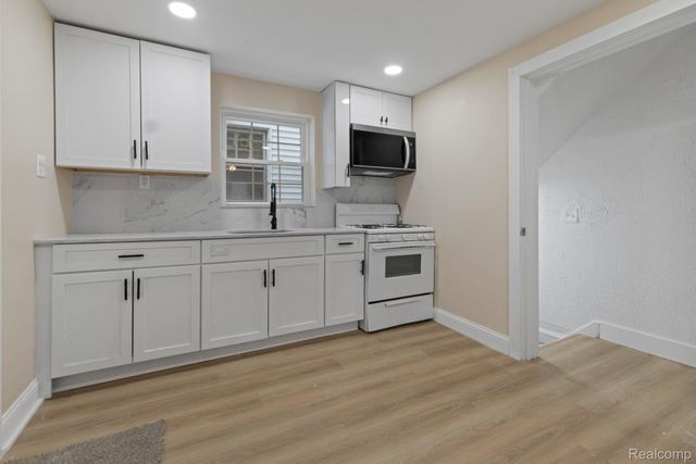 8801 Monica Street, Detroit, MI 48204