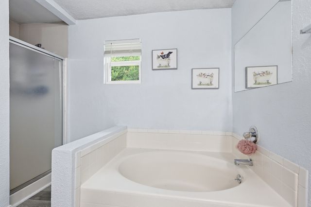 767 E Barry Street, Reno, TX 76020