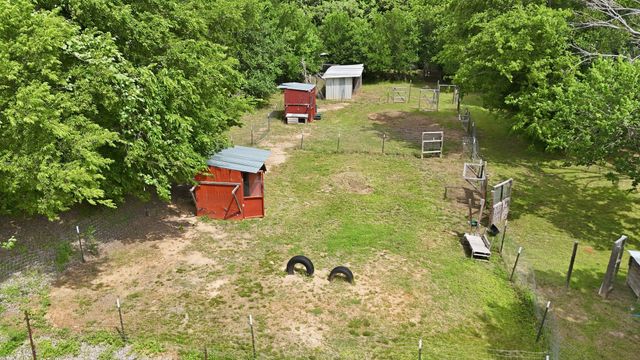 767 E Barry Street, Reno, TX 76020