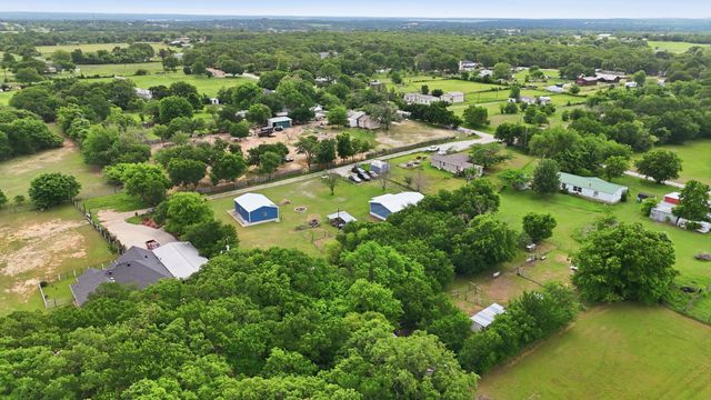 767 E Barry Street, Reno, TX 76020