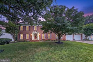 5522 CHESTERMILL DR, Fairfax, VA 22030