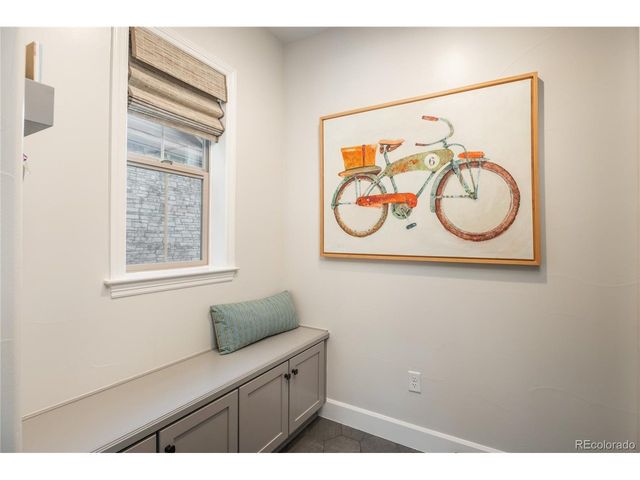 10616 Greycliffe Dr, Highlands Ranch, CO 80126