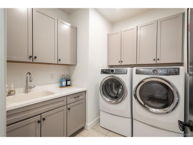 10616 Greycliffe Dr, Highlands Ranch, CO 80126