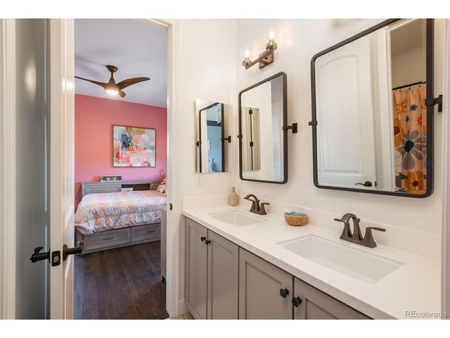 10616 Greycliffe Dr, Highlands Ranch, CO 80126