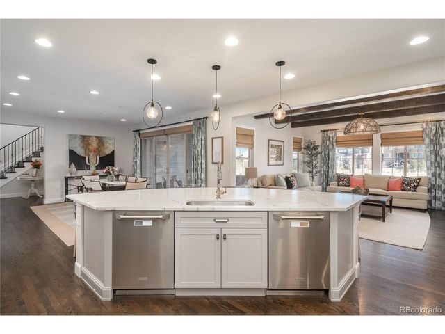 10616 Greycliffe Dr, Highlands Ranch, CO 80126