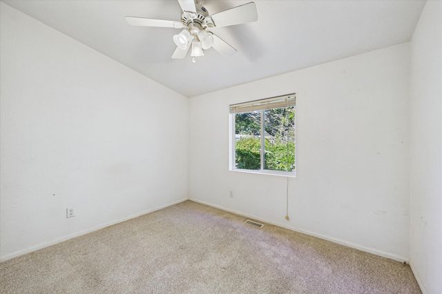 1090 Murray Road 125, Mckinleyville, CA 95519