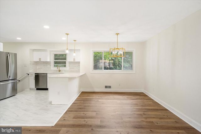 6726 LONGHILL RD, Baltimore, MD 21207