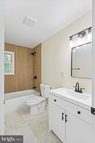 6726 LONGHILL RD, Baltimore, MD 21207