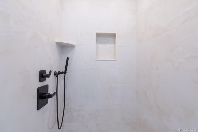 28 Locust, Bayport, NY 11705