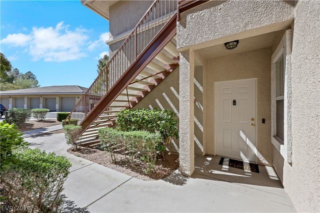904 Domnus Lane 102, Las Vegas, NV 89144