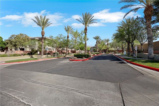 904 Domnus Lane 102, Las Vegas, NV 89144