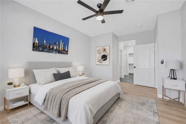 904 Domnus Lane 102, Las Vegas, NV 89144