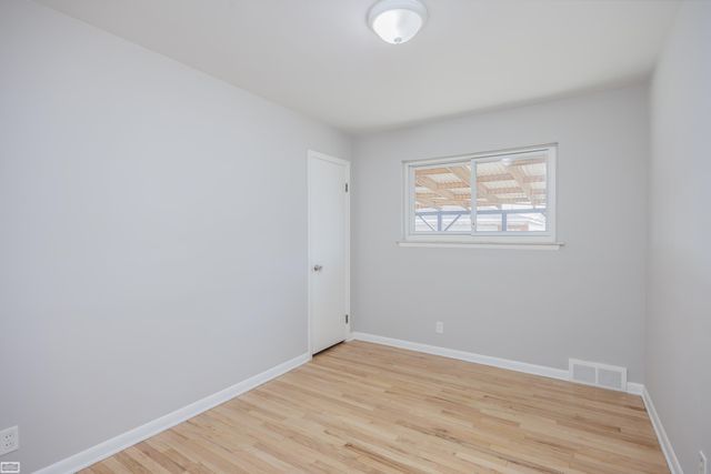 11492 Hanford Drive, Warren, MI 48093