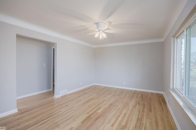 11492 Hanford Drive, Warren, MI 48093