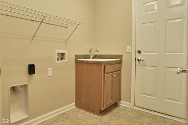 16041 Marsala Drive, Fishers, IN 46037
