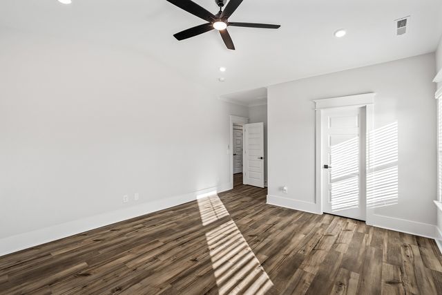 737 Brownlow Road, White House, TN 37188