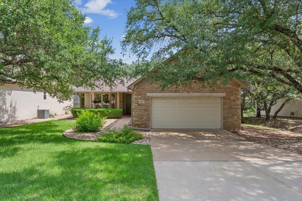 281 Whispering Wind DR, Georgetown, TX 78633