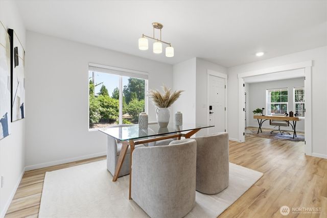 17427 92nd Avenue NE, Bothell, WA 98011