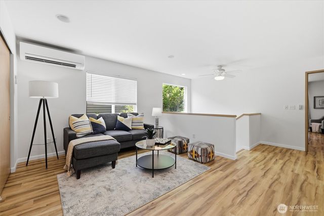 17427 92nd Avenue NE, Bothell, WA 98011