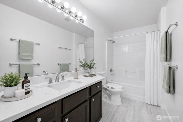 17427 92nd Avenue NE, Bothell, WA 98011