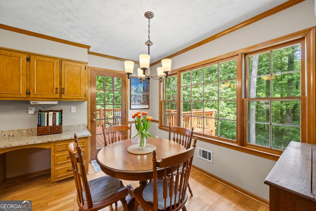 1172 Melton Drive SW, Lilburn, GA 30047