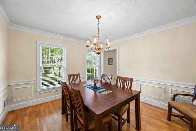 1172 Melton Drive SW, Lilburn, GA 30047