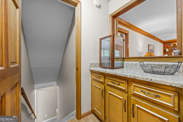 1172 Melton Drive SW, Lilburn, GA 30047