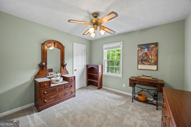 1172 Melton Drive SW, Lilburn, GA 30047