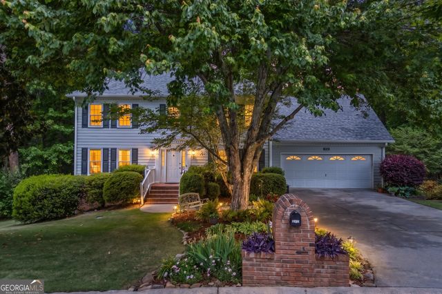 1172 Melton Drive SW, Lilburn, GA 30047