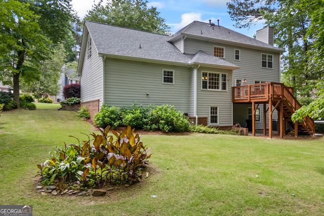 1172 Melton Drive SW, Lilburn, GA 30047