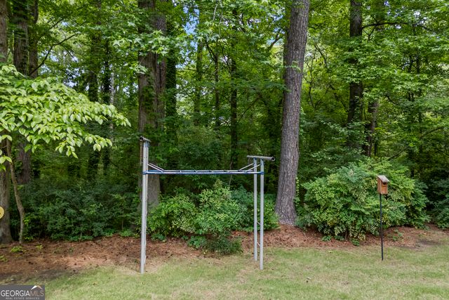 1172 Melton Drive SW, Lilburn, GA 30047