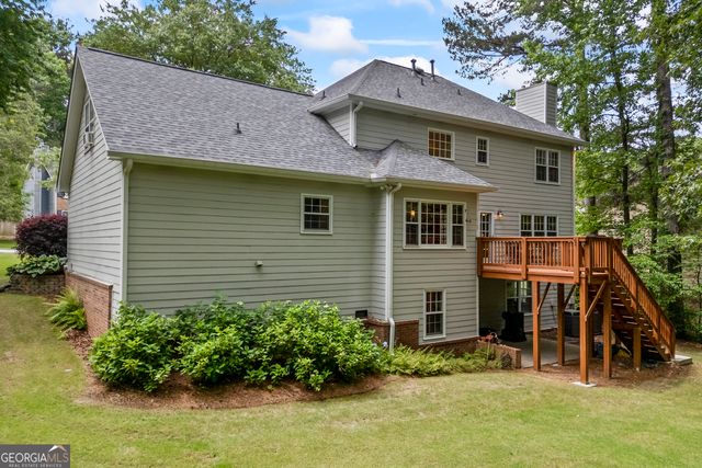 1172 Melton Drive SW, Lilburn, GA 30047